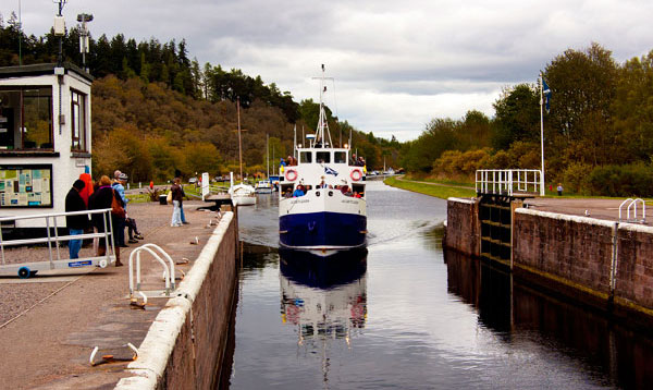 Take trips on the Caledonian Canal